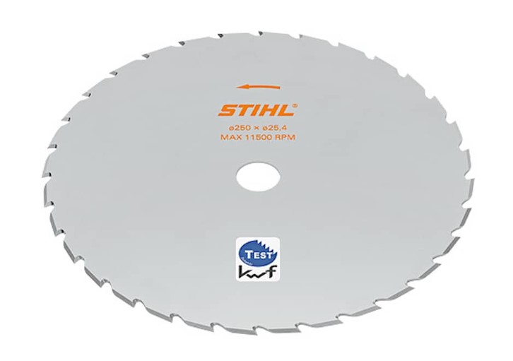 Stihl 250/20 Gräsklinga med 32 tänder, designad för effektiv och precis gräsklippning.