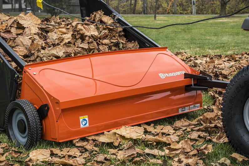 Husqvarna Sweeper 107 cm - Söderströms